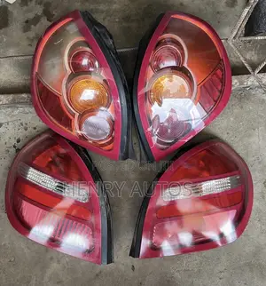 Set Taillight Almera 01 and 05