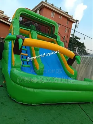 Big Outdoor Bouncy Castle