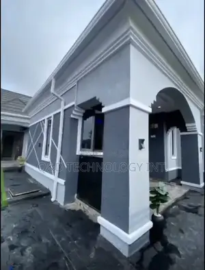 3bdrm House in Akala Express for sale