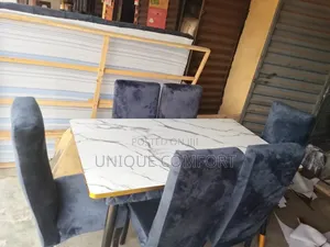 Brand New Top Quality 6 Seaters Faux Marble Dinning Set