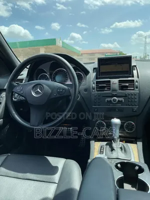 Mercedes-Benz C300 Sport 4Matic Sedan AWD (3.0L 6cyl 7A) 2011 Gray