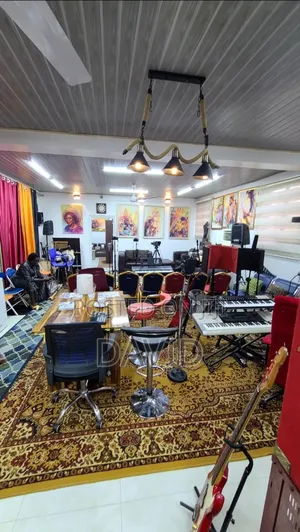 Furnished Shop With Media Equipments