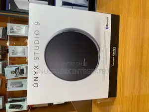 Onyx Studio 9