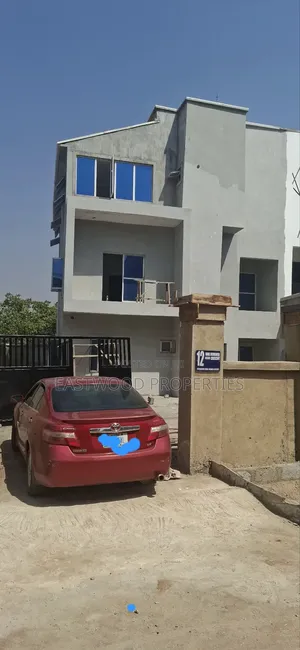 4bdrm Duplex in Ochacho Estate, Life Camp for sale