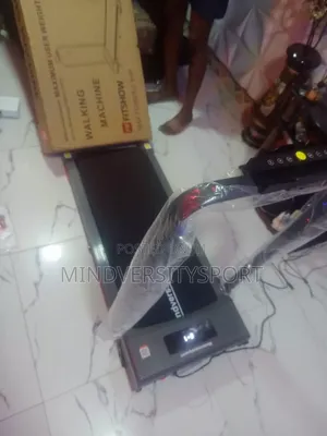 Manual Incline Bluetooth Platform Treadmill