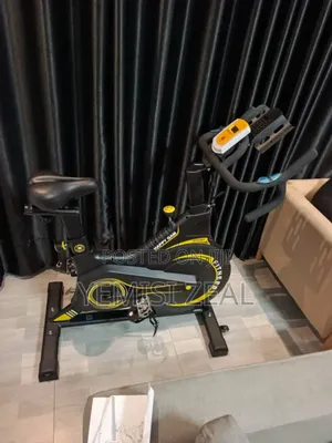 Durable Spinning Exercise Bike With 150kg User Weight