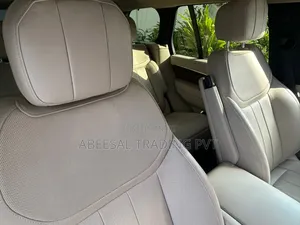 Land Rover Range Rover Vogue 2023 Gray