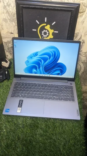 Laptop Lenovo Ideapad 3 8GB Intel Core I3 SSD 256GB