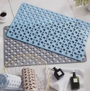 Shower Mat Rubber Anti-Slip Quadrant Bath Mat 50cmx80cm