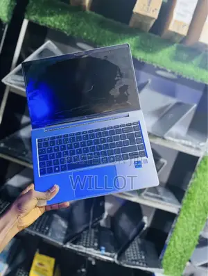 Laptop HP EliteBook 840 G9 16GB Intel Core Ultra 9 SSD 256GB