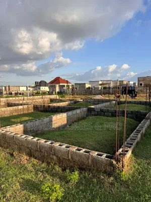A 4bedroom Penthouse Plot