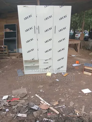 Wardrobe 3 Door Is Available