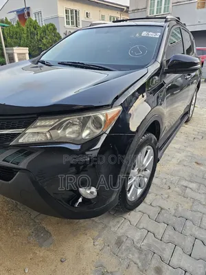 Toyota RAV4 Limited 4dr SUV AWD (2.5L 4cyl 6A) 2015 Black