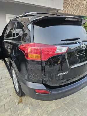 Toyota RAV4 Limited 4dr SUV AWD (2.5L 4cyl 6A) 2015 Black