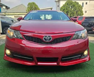Toyota Camry SE 4dr Sedan (2.5L 4cyl 6A) 2012 Red