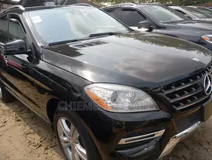Mercedes-Benz M Class ML350 4MATIC 4dr SUV AWD (3.5L 6cyl 7A) 2014