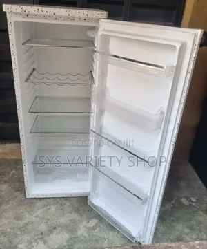 Hanseatic Single Door Fridge 
246l