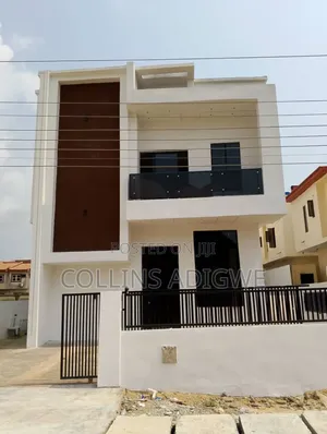 4bdrm Duplex in Call Estate for sale