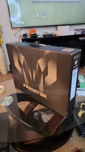 New Laptop Acer Predator Helios 16 24GB Intel Core i9 SSD 1T