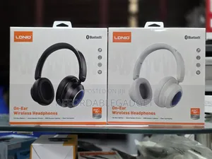 Headset With Noise Cancelling