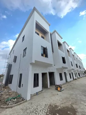4bdrm Townhouse/Terrace in Games Village, Kaura for sale