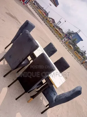 Brand New Top Quality 6 Seaters Faux Marble Dinning Set