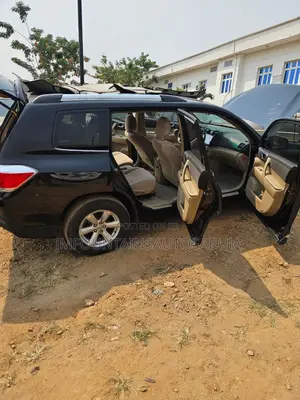 Toyota Highlander 2013 Black