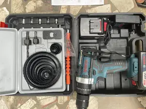 Battery Drill With Hole Saw