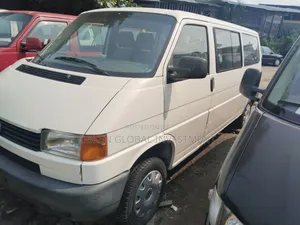 Volkswagen Transporter 2003 White