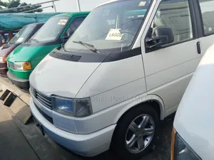 Volkswagen Transporter 2004 White