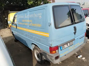 Volkswagen Transporter 2003 Blue