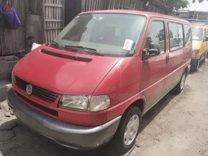 Volkswagen Transporter 2005 Red