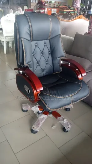 Luxury Executive Office Chair