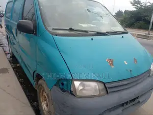 Toyota HiAce 2006 Blue