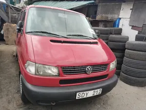 Volkswagen Transporter 2005 Red