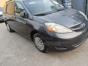 Toyota Sienna LE FWD 2006 Gray