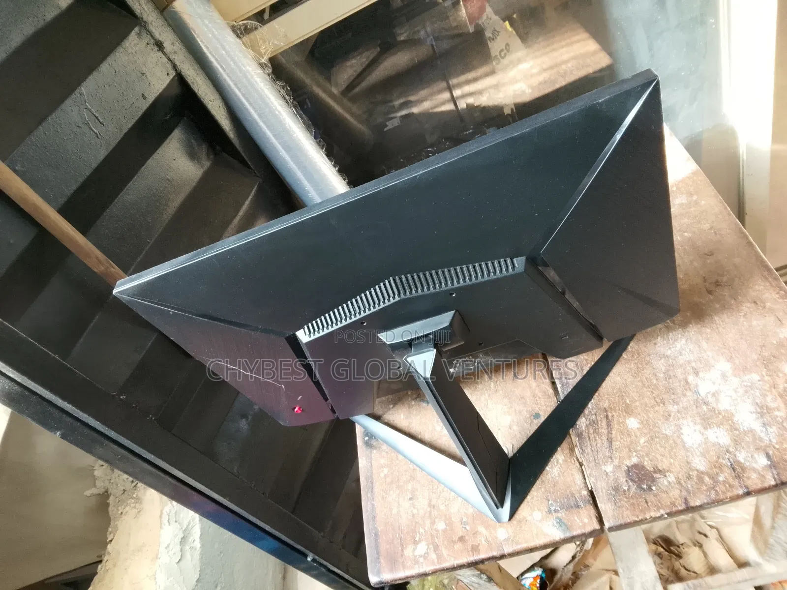 24 Inches Msi