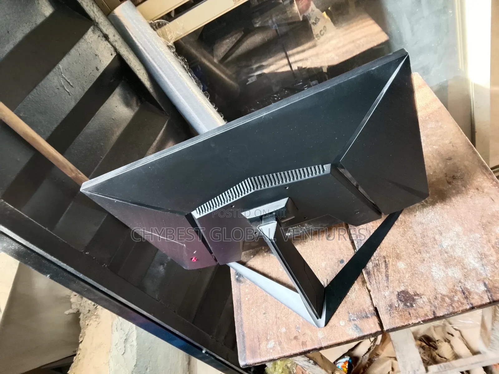 24 Inches Msi