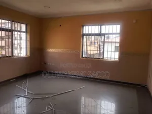 6bdrm Duplex in Gra Ikeja for rent