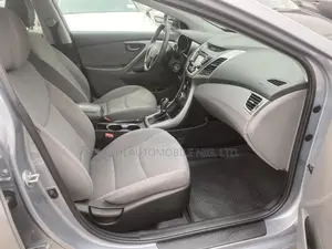 Hyundai Elantra Sport 4dr Sedan (2.0L 4cyl 6A) 2014 Gray