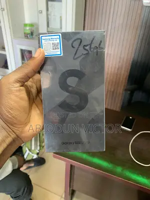 New Samsung Galaxy S22 Ultra 5G 256 GB Black