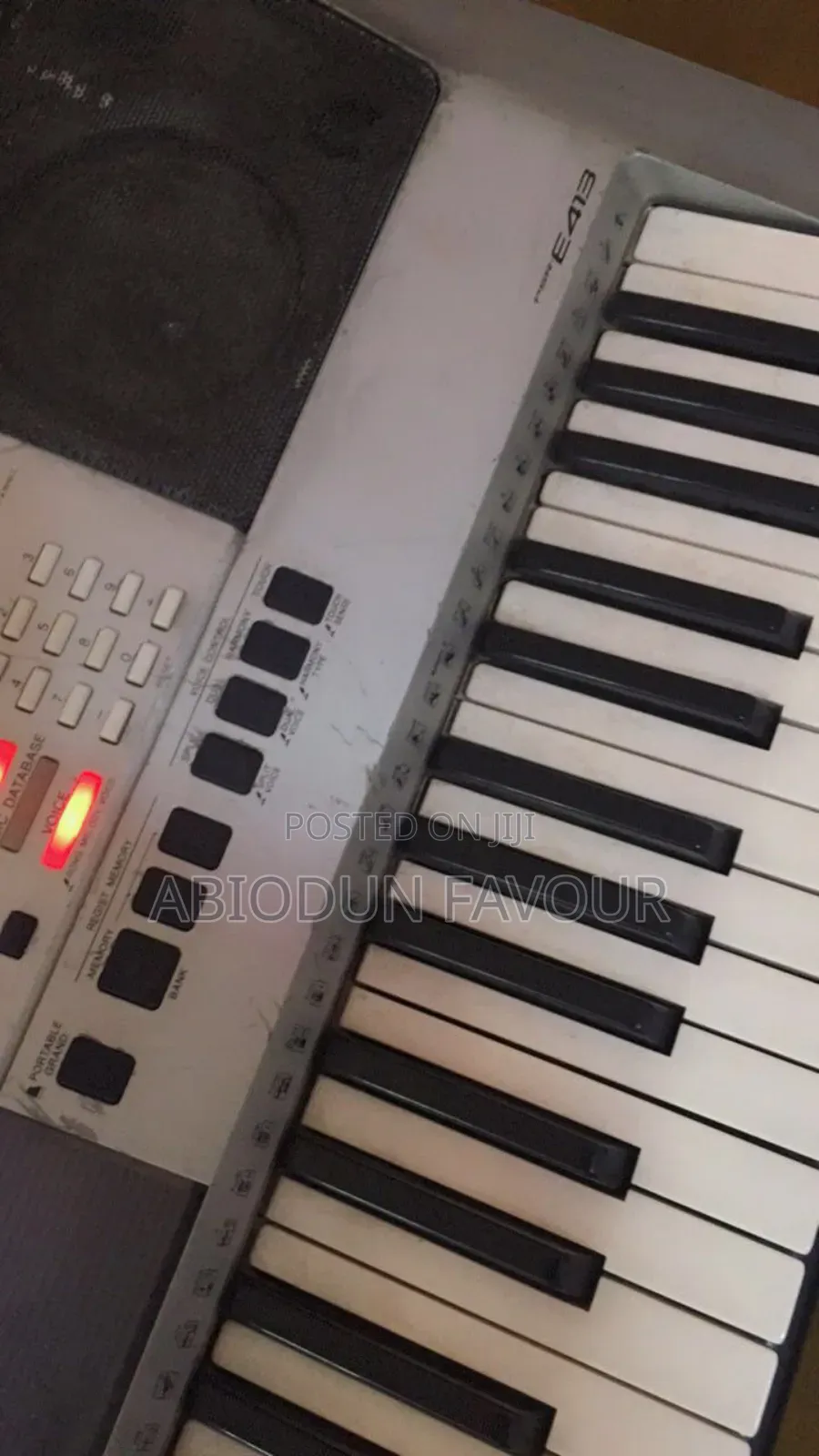 Yamaha PSR E413