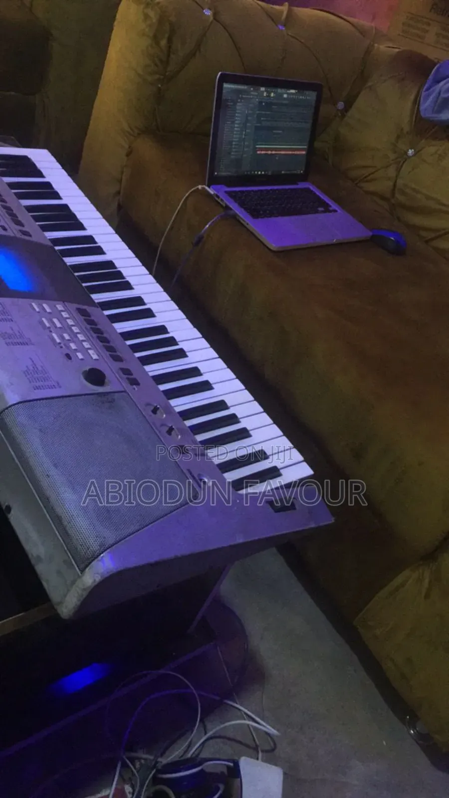 Yamaha PSR E413