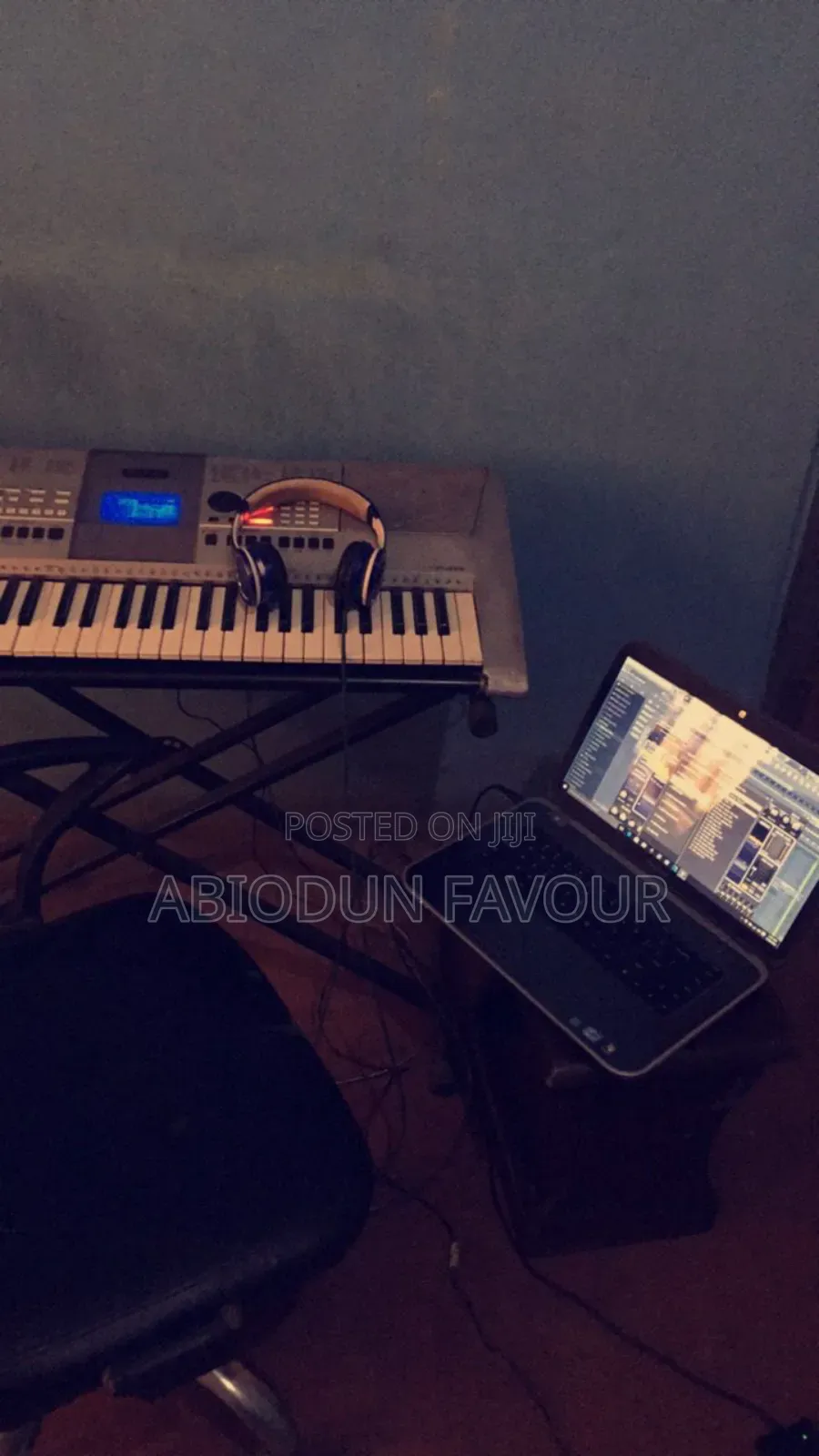 Yamaha PSR E413