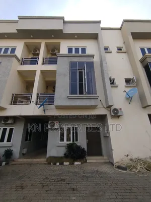 4bdrm Duplex in Estate Katampe for rent