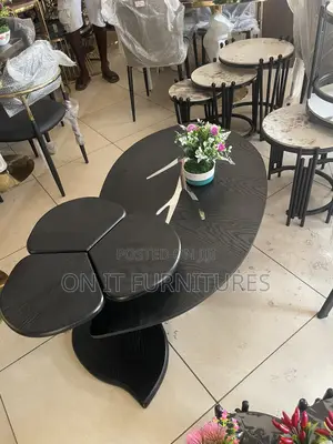Elegant Black Nesting Coffee Table Set – Modern Floral Touch