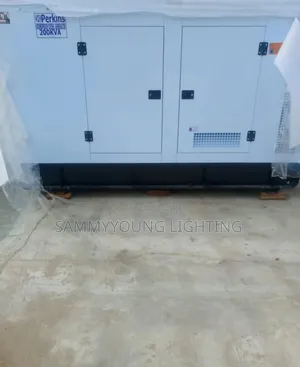 Perkins England Soundproof Diesel Generator 200kva