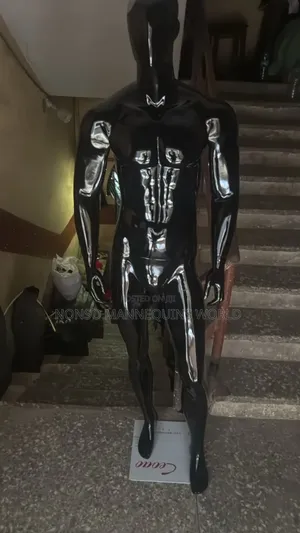 Black And White Male Fibre Display Huge Mannequin