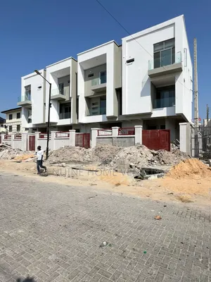 3bdrm Duplex in Lekki Phase for sale