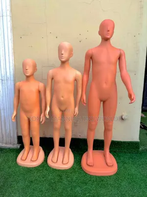 Plastic Unisex Faceless Kids Mannequins Of Different Ages